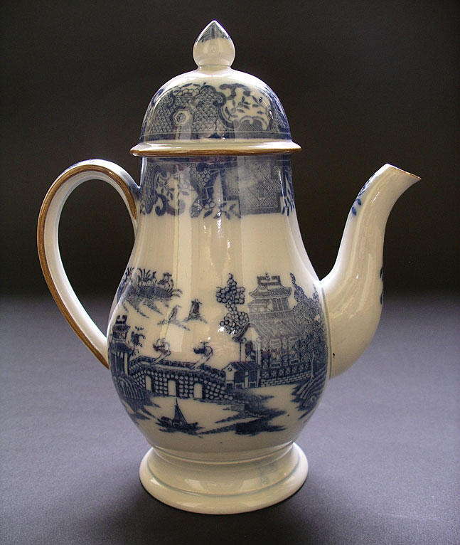 English blue and white pearlware Leeds Pottery or Staffordshire Coffee Pot Long Bridge pattern c.1785-1810