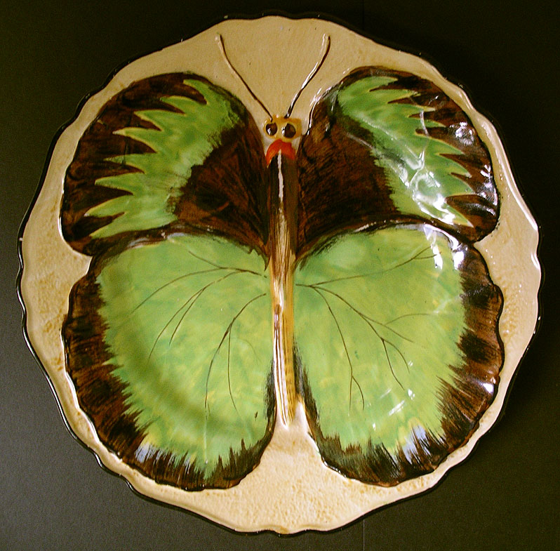 Hancocks Ivory Ware Staffordshire art deco pottery butterfly relief pattern wall plate c.1930