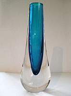 WHITEFRIARS ART GLASS TEARDROP VASE - BLUE CASE IN CLEAR CRYSTAL, PATTERN NUMBER 9571 C.1961-72
