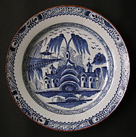 AN ENGLISH DELFTWARE ABIGAIL GRIFFITHS LONDON LAMBETH TIN-GLAZED CHARGER C.1770-85